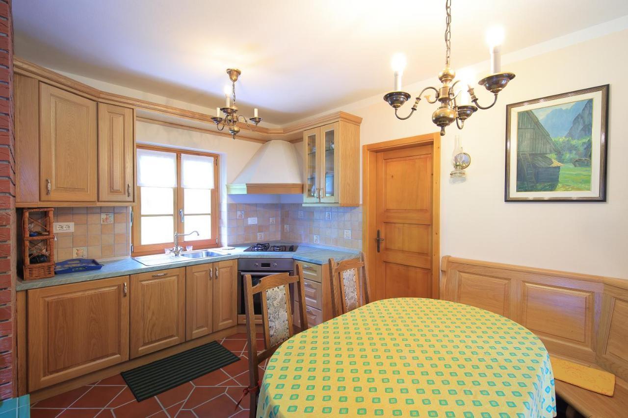Zadnjica Holiday House Soca Bagian luar foto